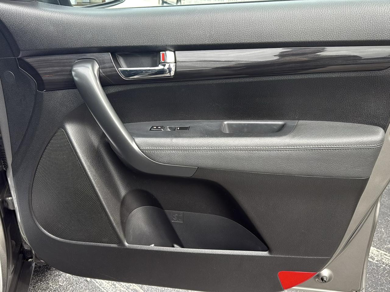 Kia Sorento 2WD 4dr V6 EX 2012