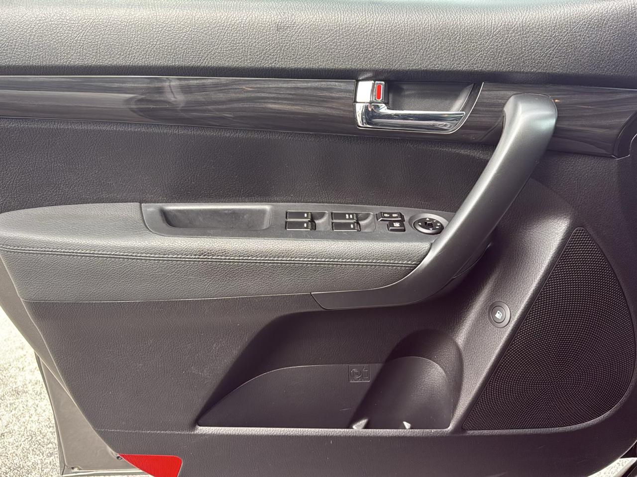 Kia Sorento 2WD 4dr V6 EX 2012