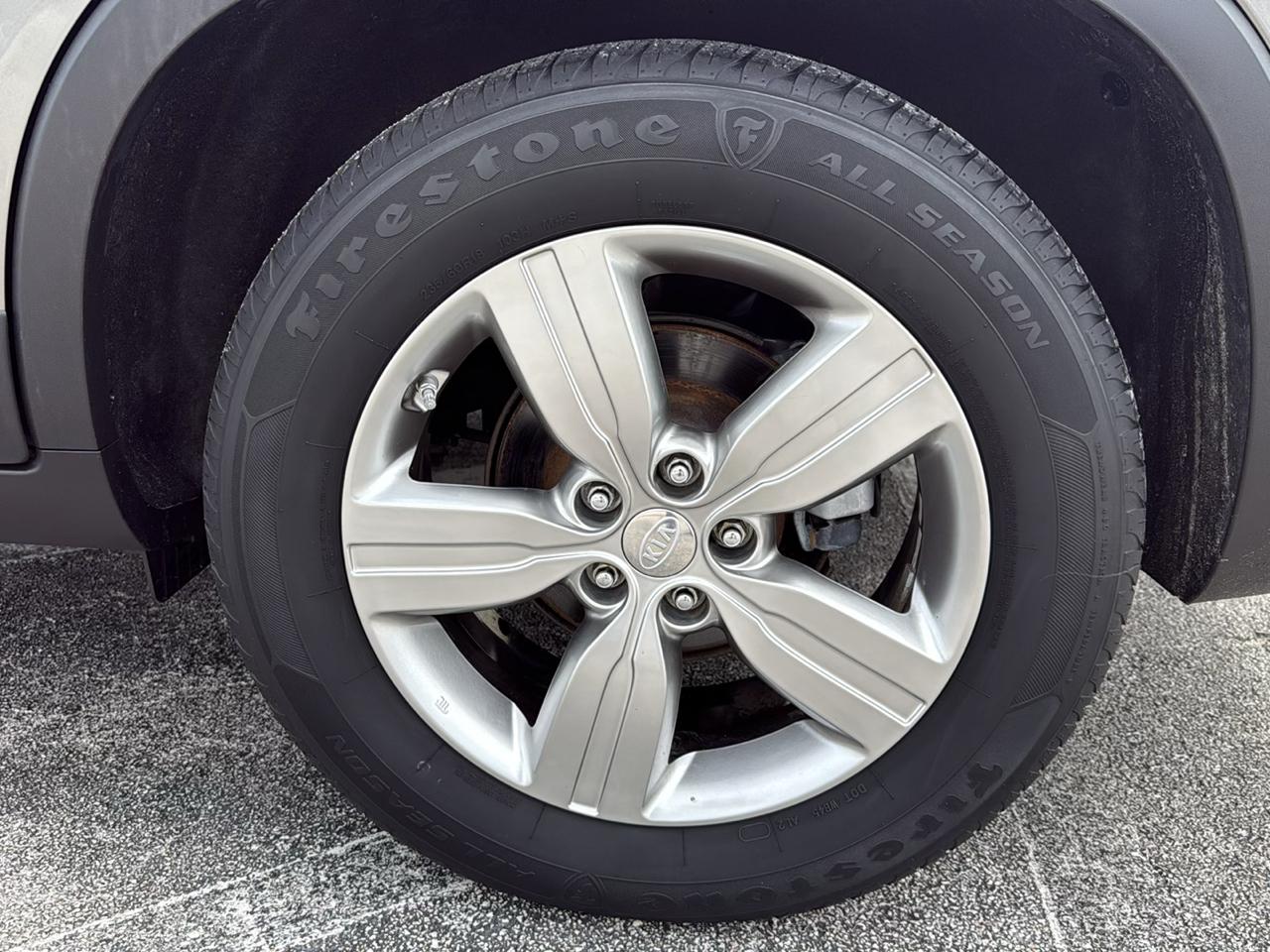 Kia Sorento 2WD 4dr V6 EX 2012