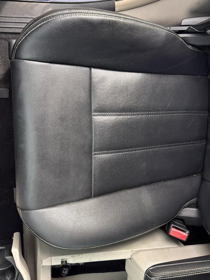 Chrysler Town & Country 4dr Wgn Touring 2016
