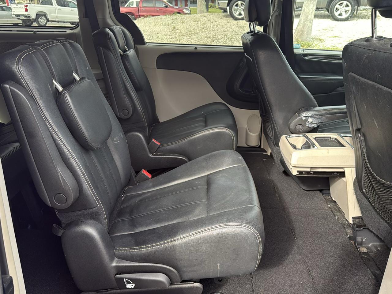 Chrysler Town & Country 4dr Wgn Touring 2016