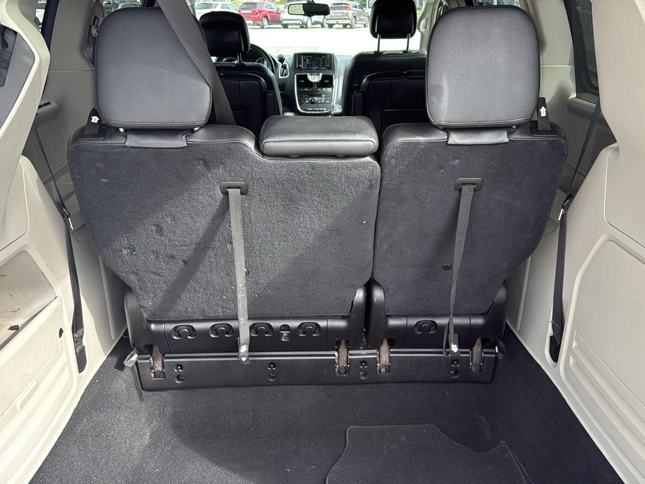 Chrysler Town & Country 4dr Wgn Touring 2016
