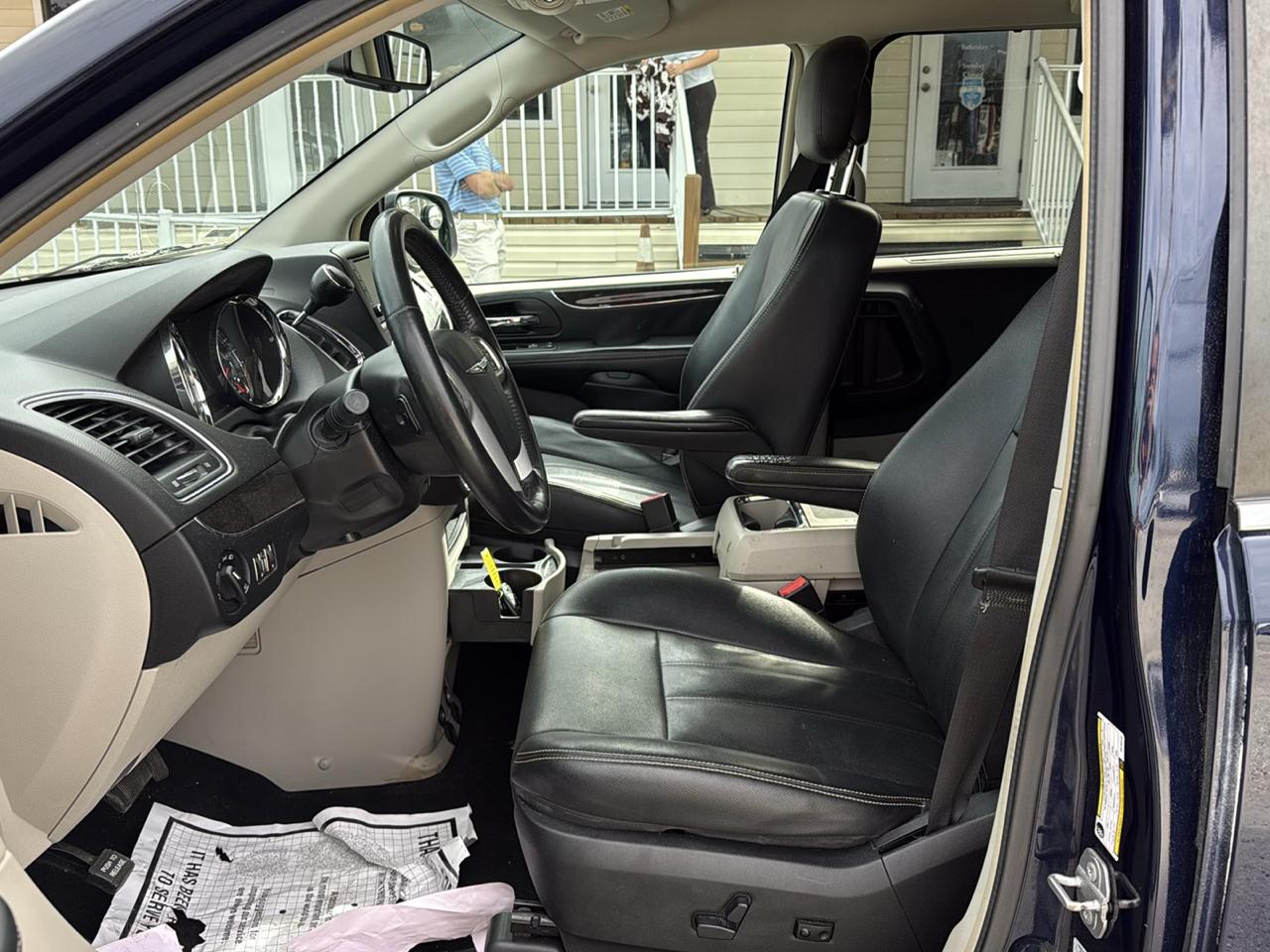 Chrysler Town & Country 4dr Wgn Touring 2016