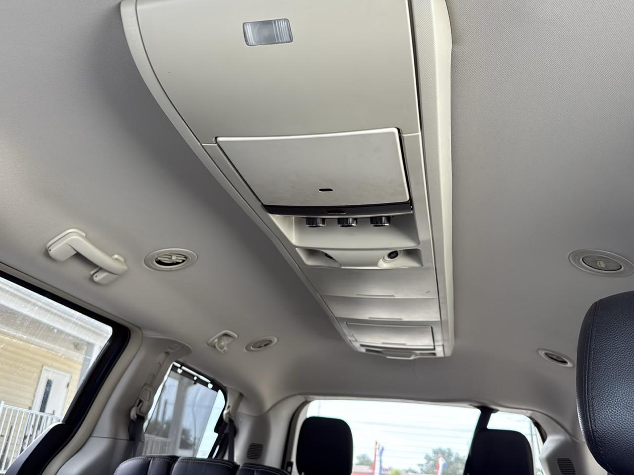 Chrysler Town & Country 4dr Wgn Touring 2016