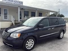 2016 Chrysler Town & Country 