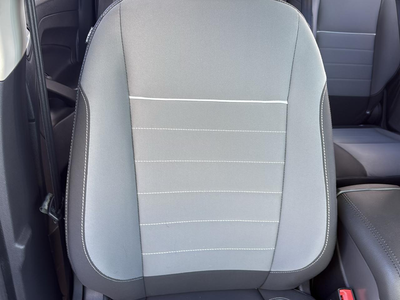 Ford Fusion Hybrid SE FWD 2019
