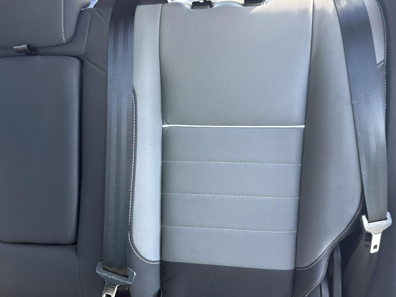 Ford Fusion Hybrid SE FWD 2019