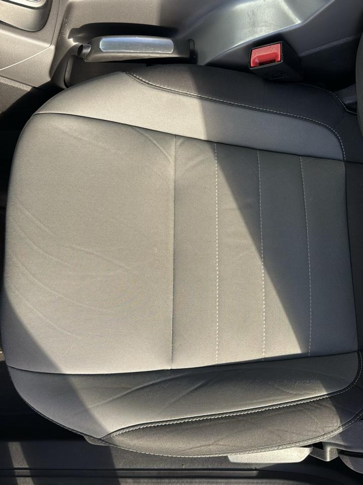 Ford Fusion Hybrid SE FWD 2019