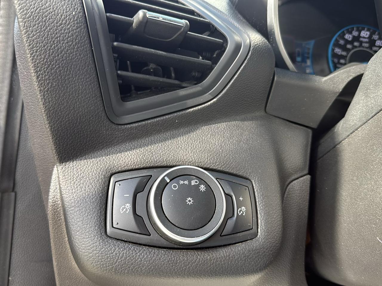 Ford Fusion Hybrid SE FWD 2019