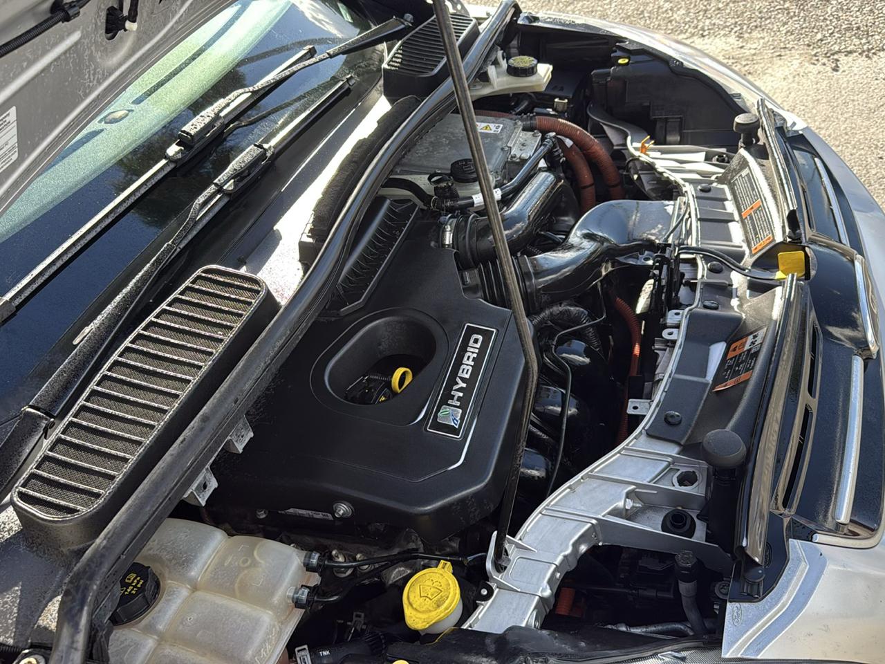 Ford Fusion Hybrid SE FWD 2019