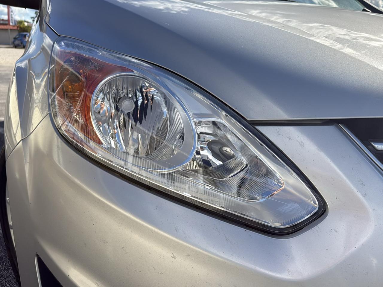 Ford Fusion Hybrid SE FWD 2019