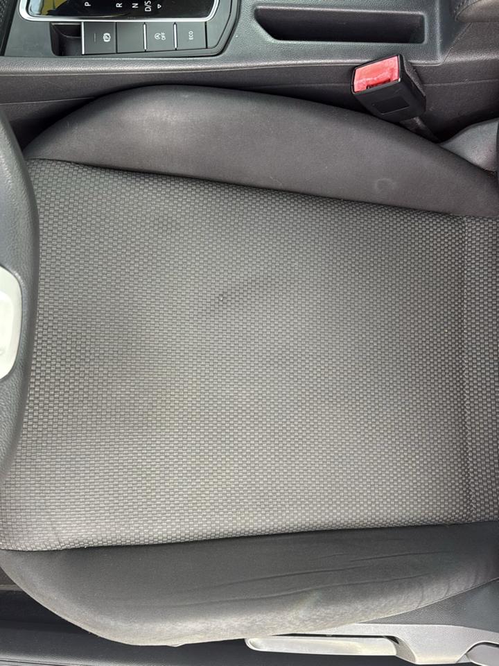 Volkswagen Jetta R-Line Auto w/SULEV 2019