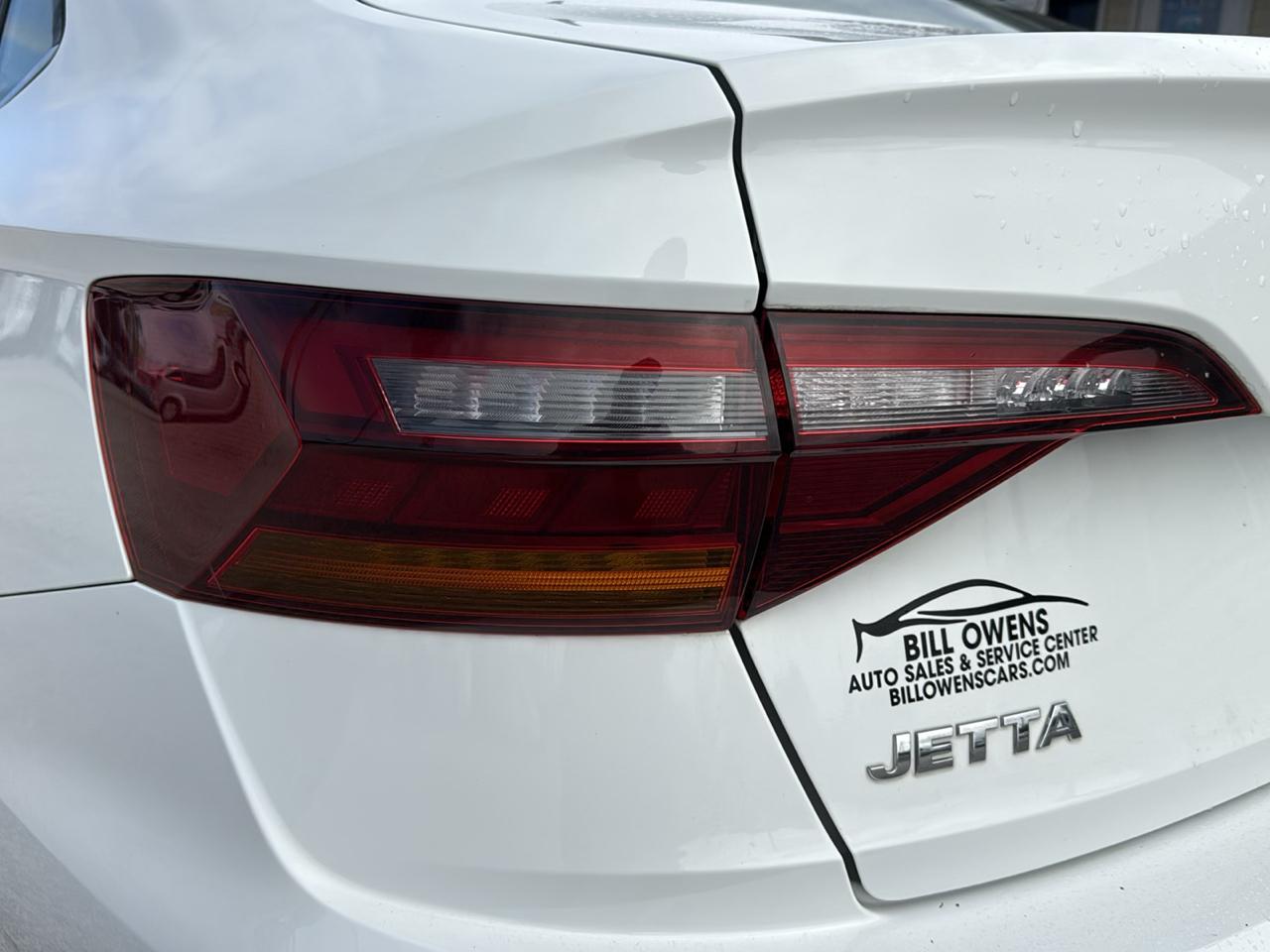 Volkswagen Jetta R-Line Auto w/SULEV 2019