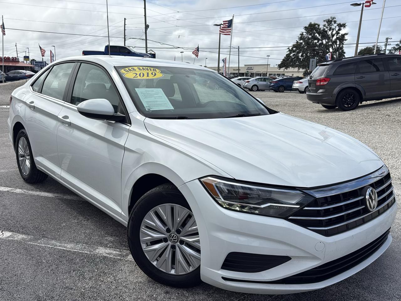 Volkswagen Jetta R-Line Auto w/SULEV 2019