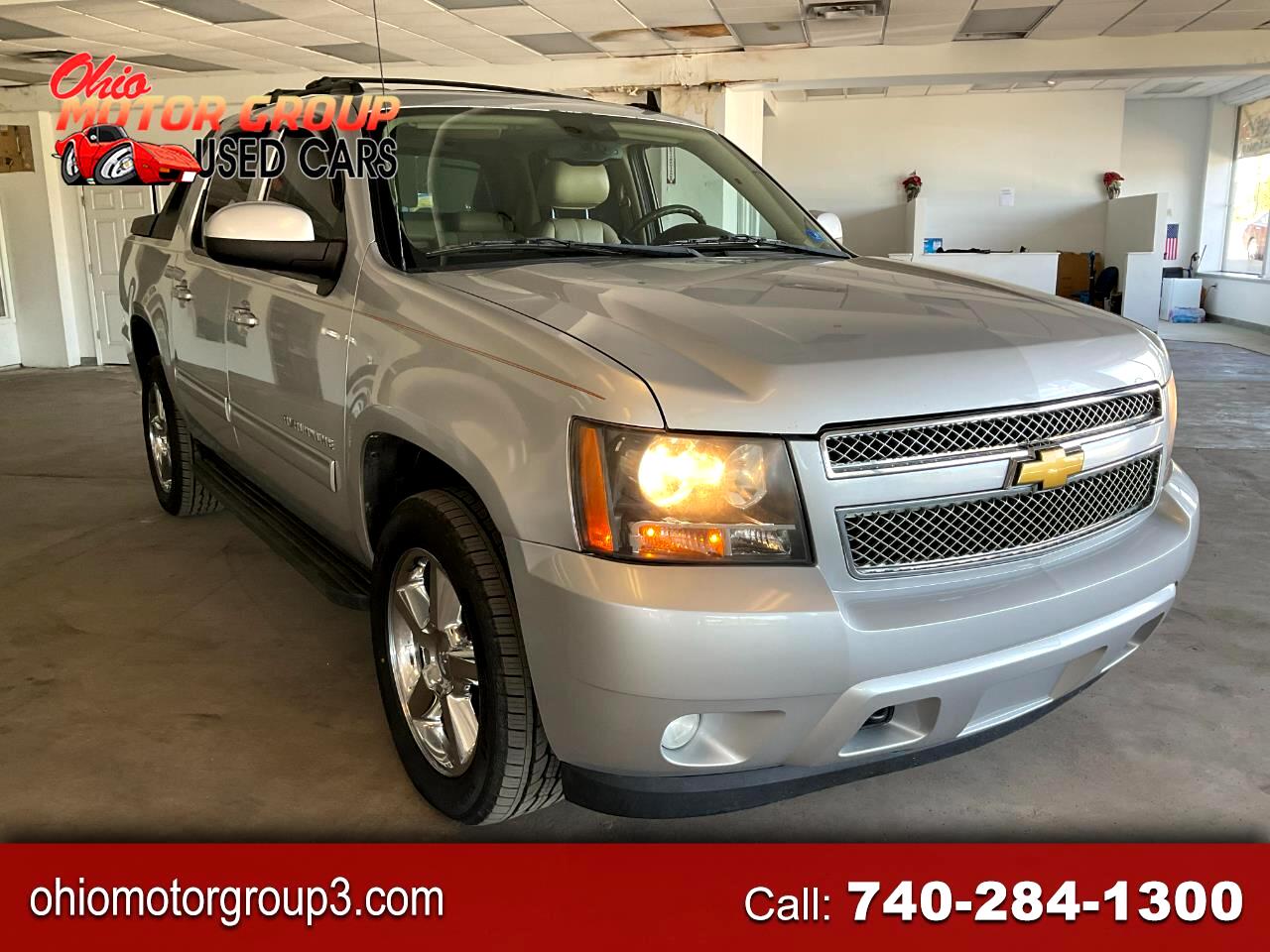 Chevrolet Avalanche LT 4WD 2012