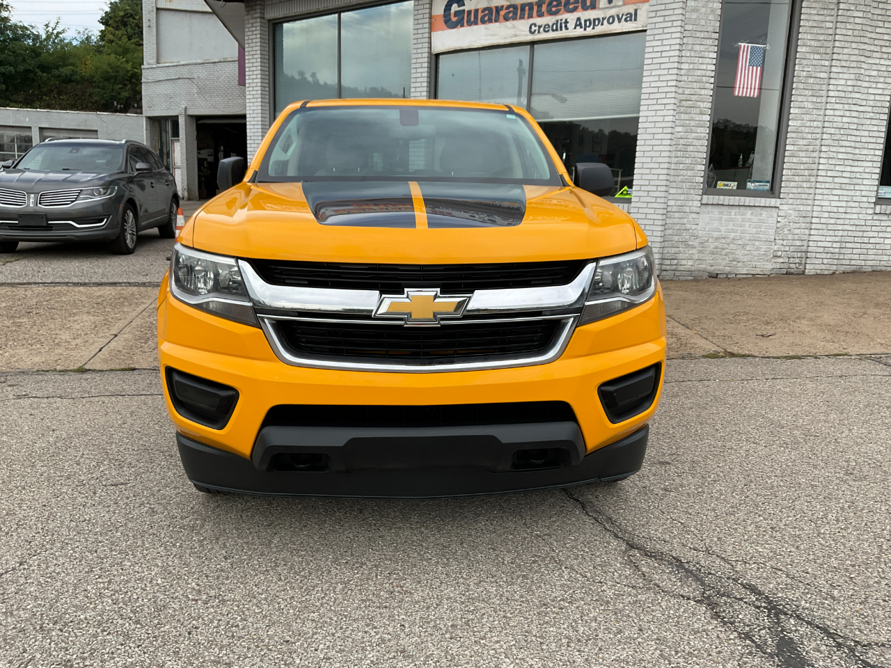 2016 Chevrolet Colorado Work Truck photo 3