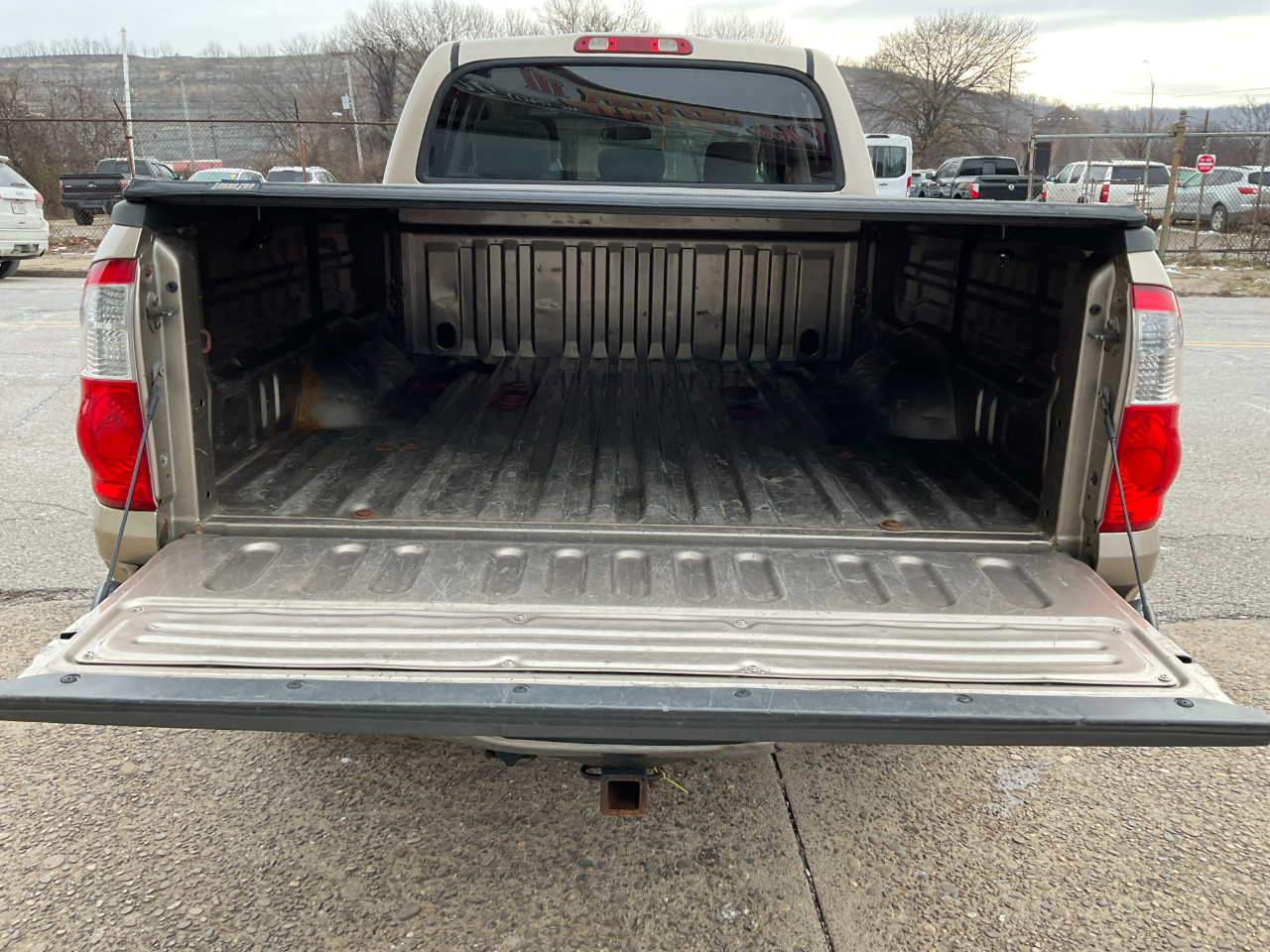 Toyota Tundra SR5 Double Cab 4WD 2006