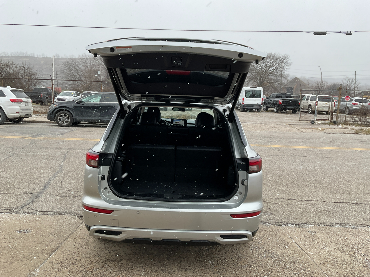 Mitsubishi Outlander SE 2022