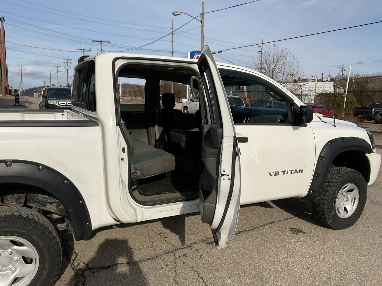 Nissan Titan XE Crew Cab 4WD 2005