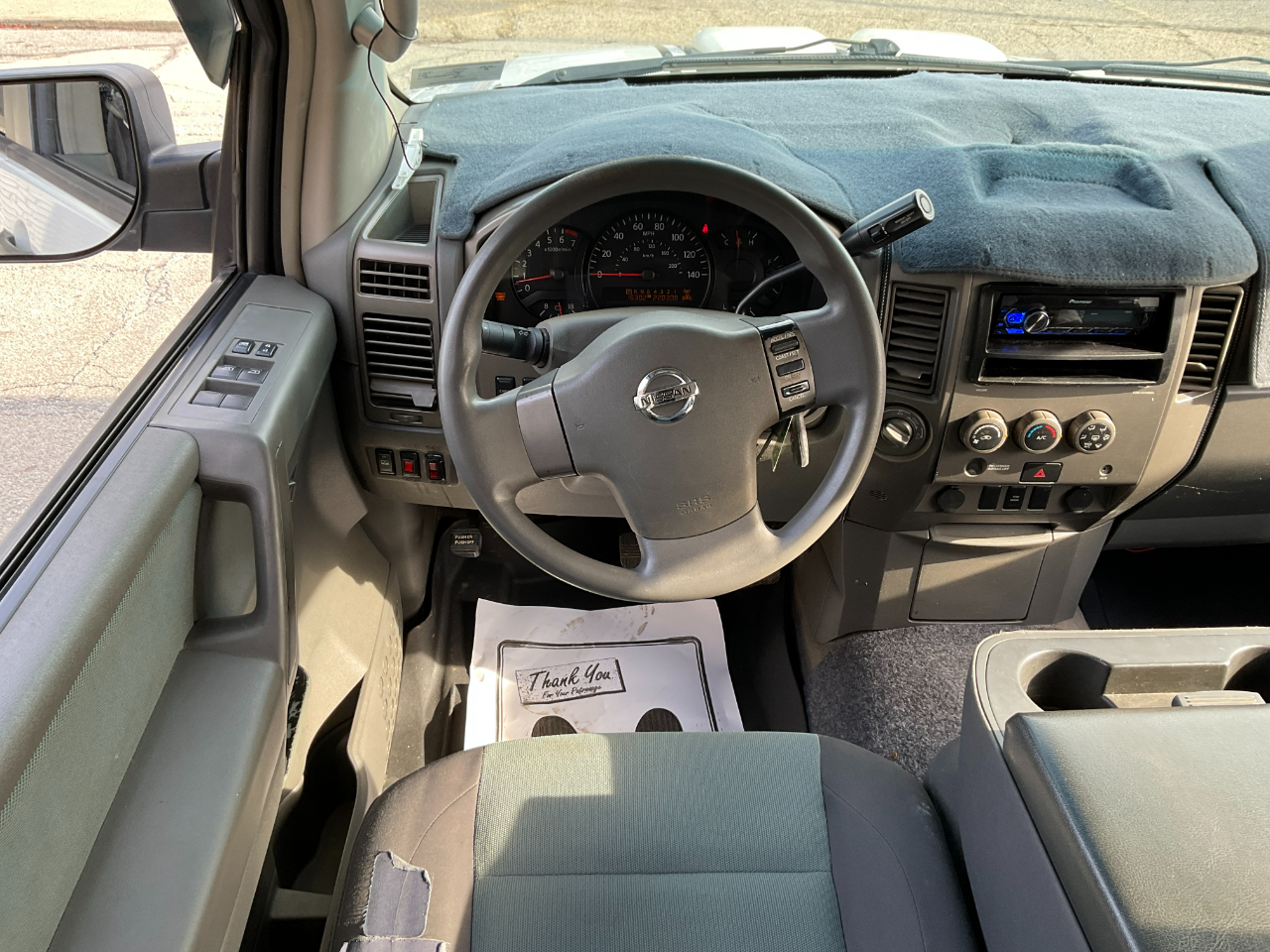 Nissan Titan XE Crew Cab 4WD 2005