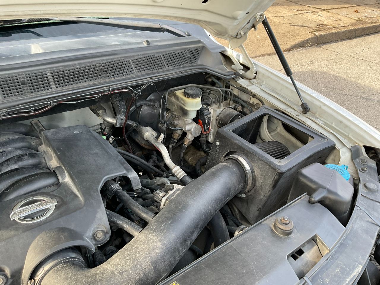 Nissan Titan XE Crew Cab 4WD 2005