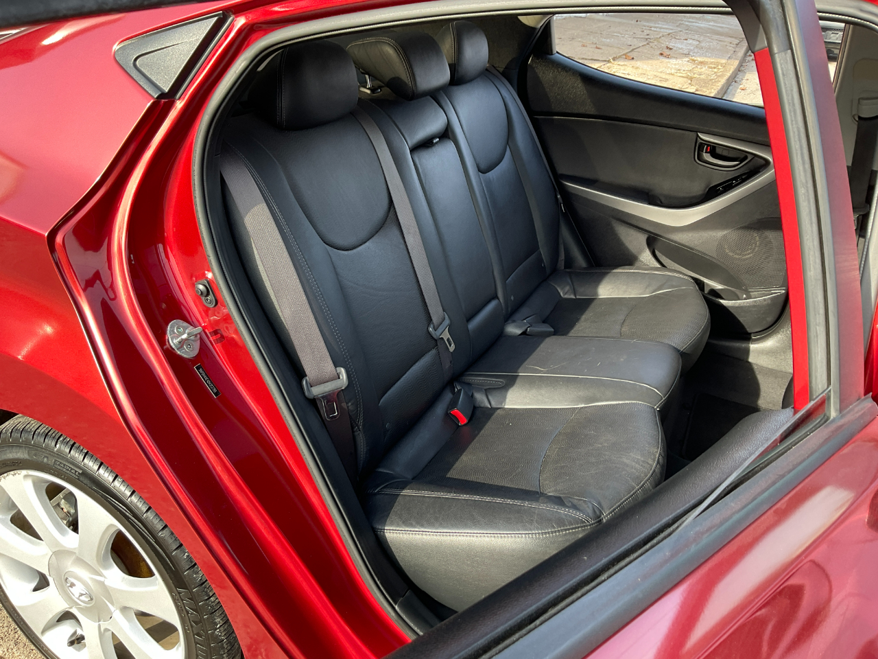 Hyundai Elantra Limited 2013