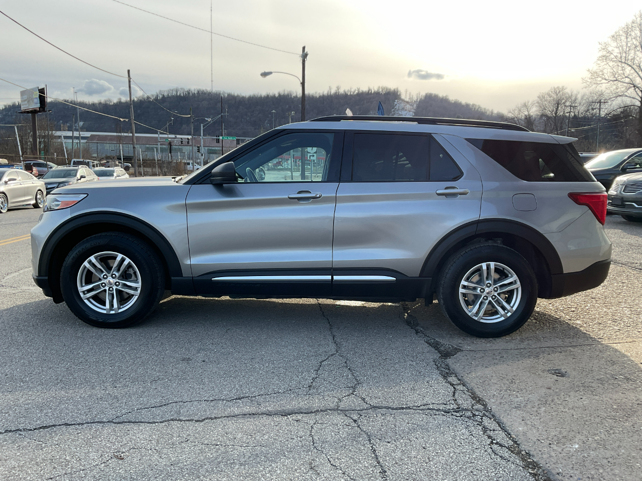 Ford Explorer XLT AWD 2020