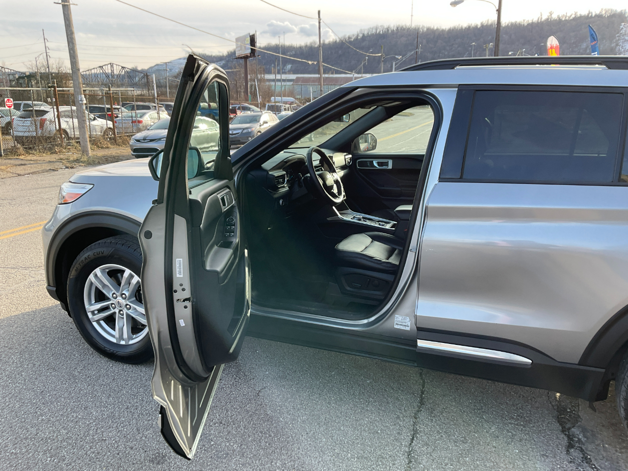Ford Explorer XLT AWD 2020