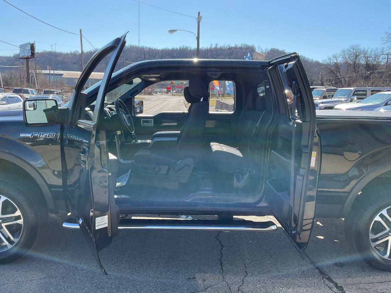 Ford F-150 FX4 SuperCab 6.5-ft. Bed 4WD 2011