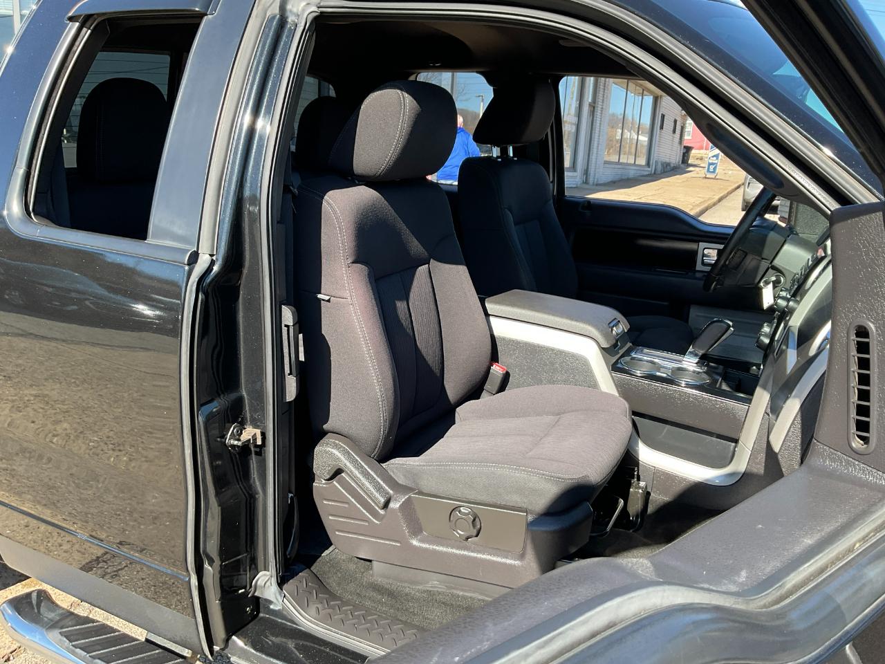 Ford F-150 FX4 SuperCab 6.5-ft. Bed 4WD 2011