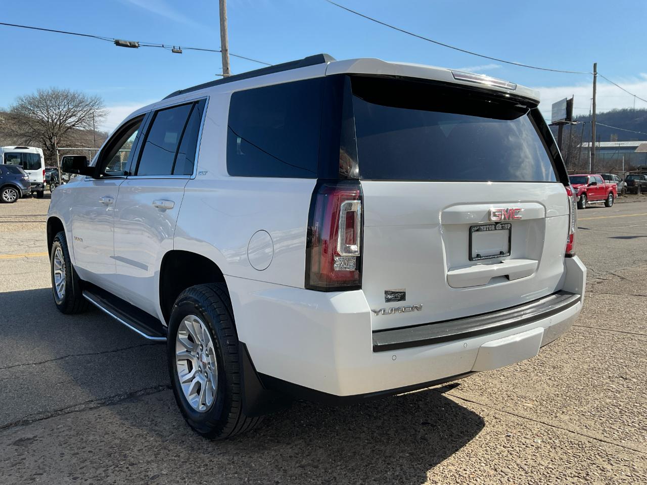 GMC Yukon SLT 4WD 2017