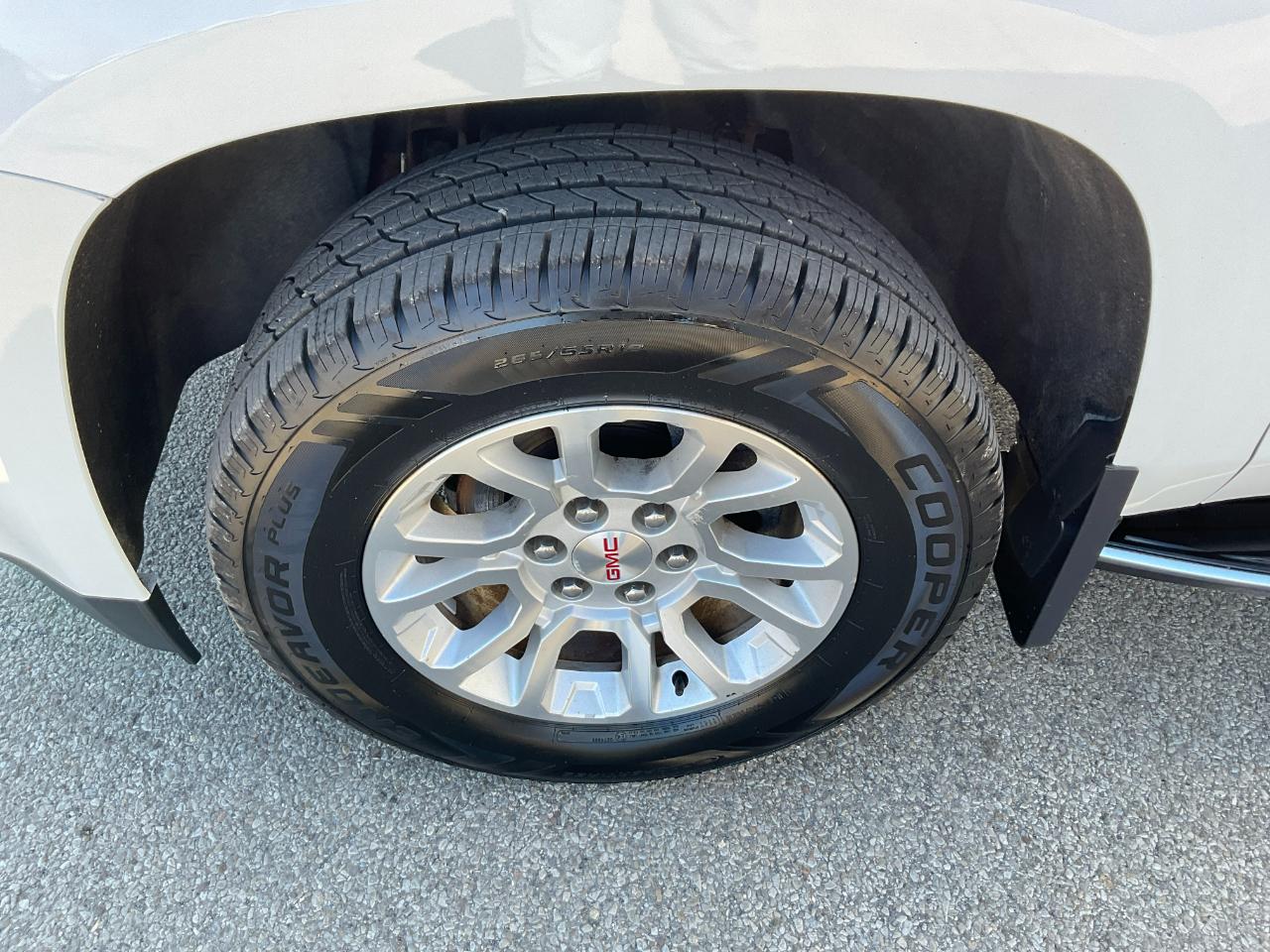 GMC Yukon SLT 4WD 2017