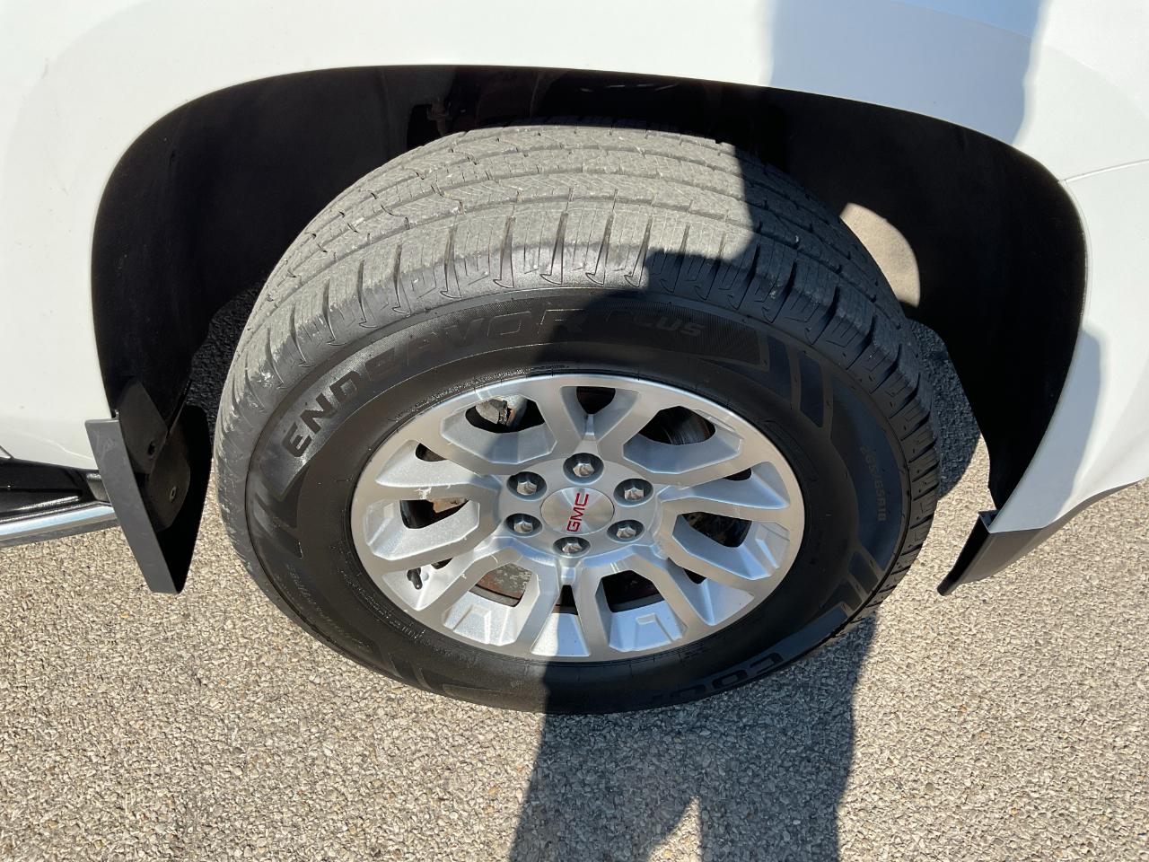 GMC Yukon SLT 4WD 2017