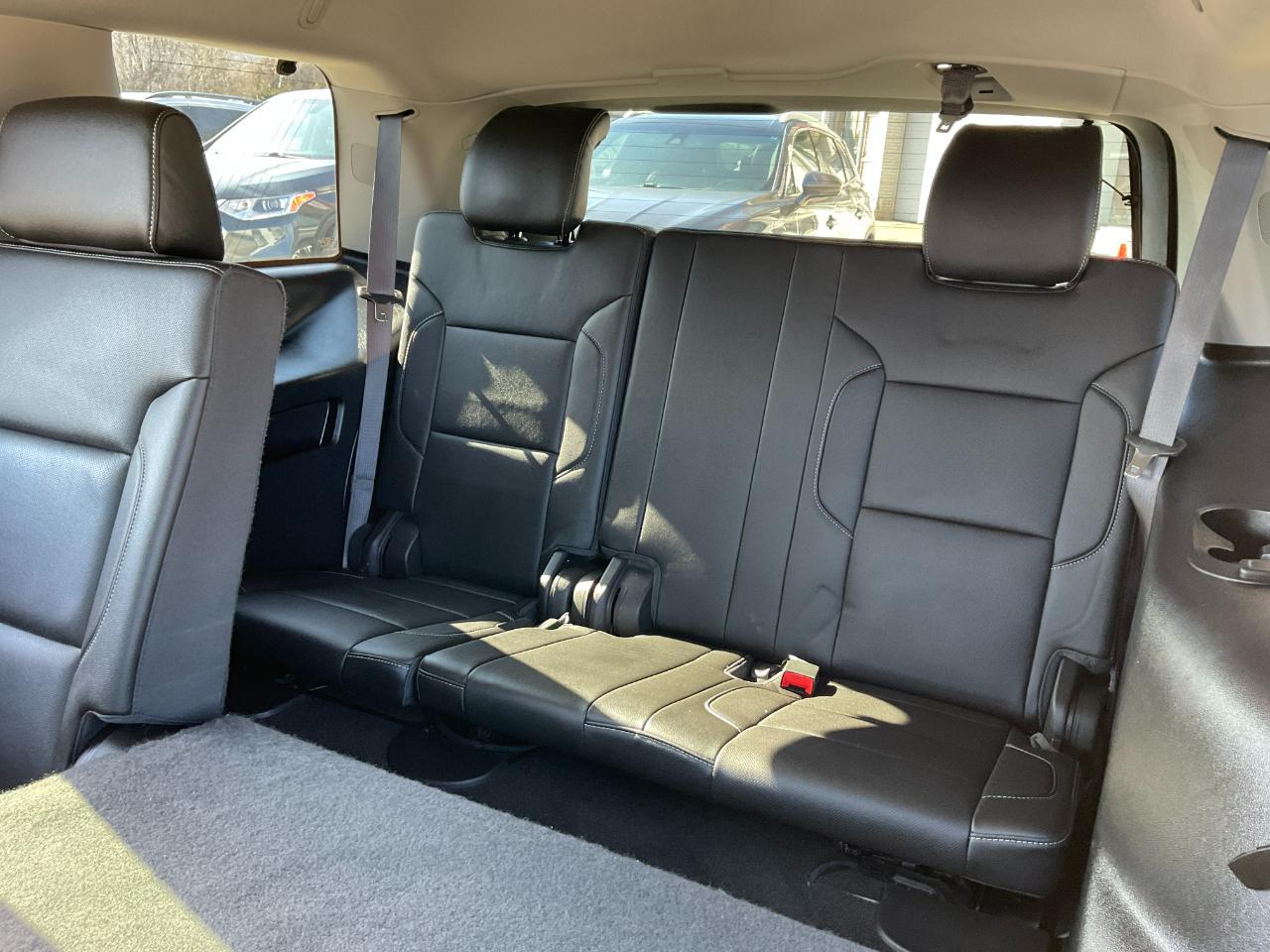 GMC Yukon SLT 4WD 2017