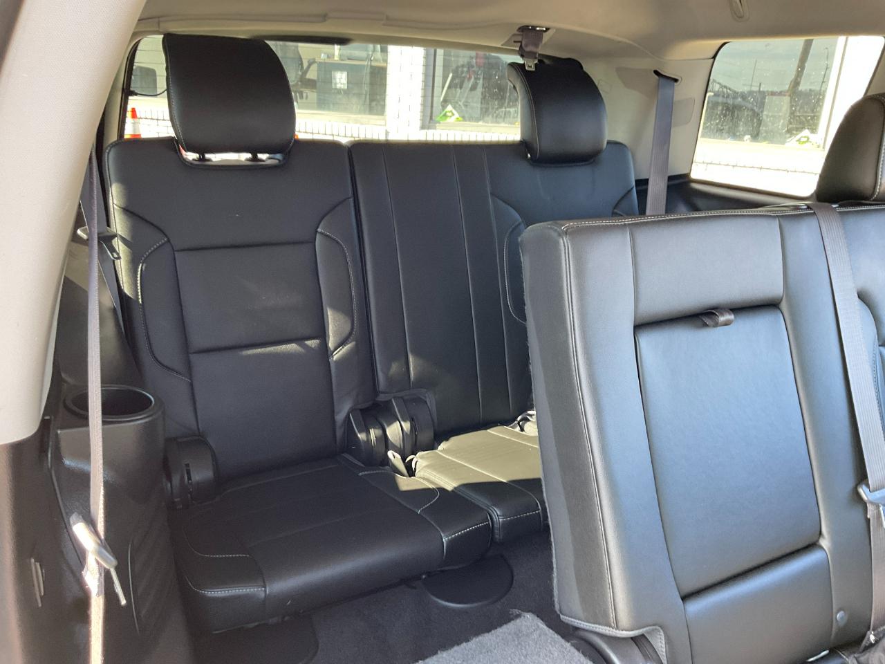 GMC Yukon SLT 4WD 2017