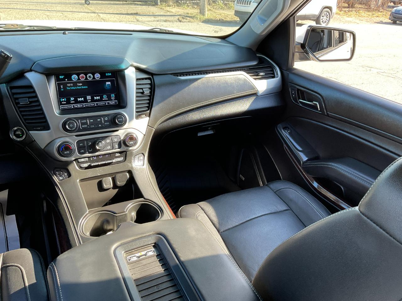 GMC Yukon SLT 4WD 2017