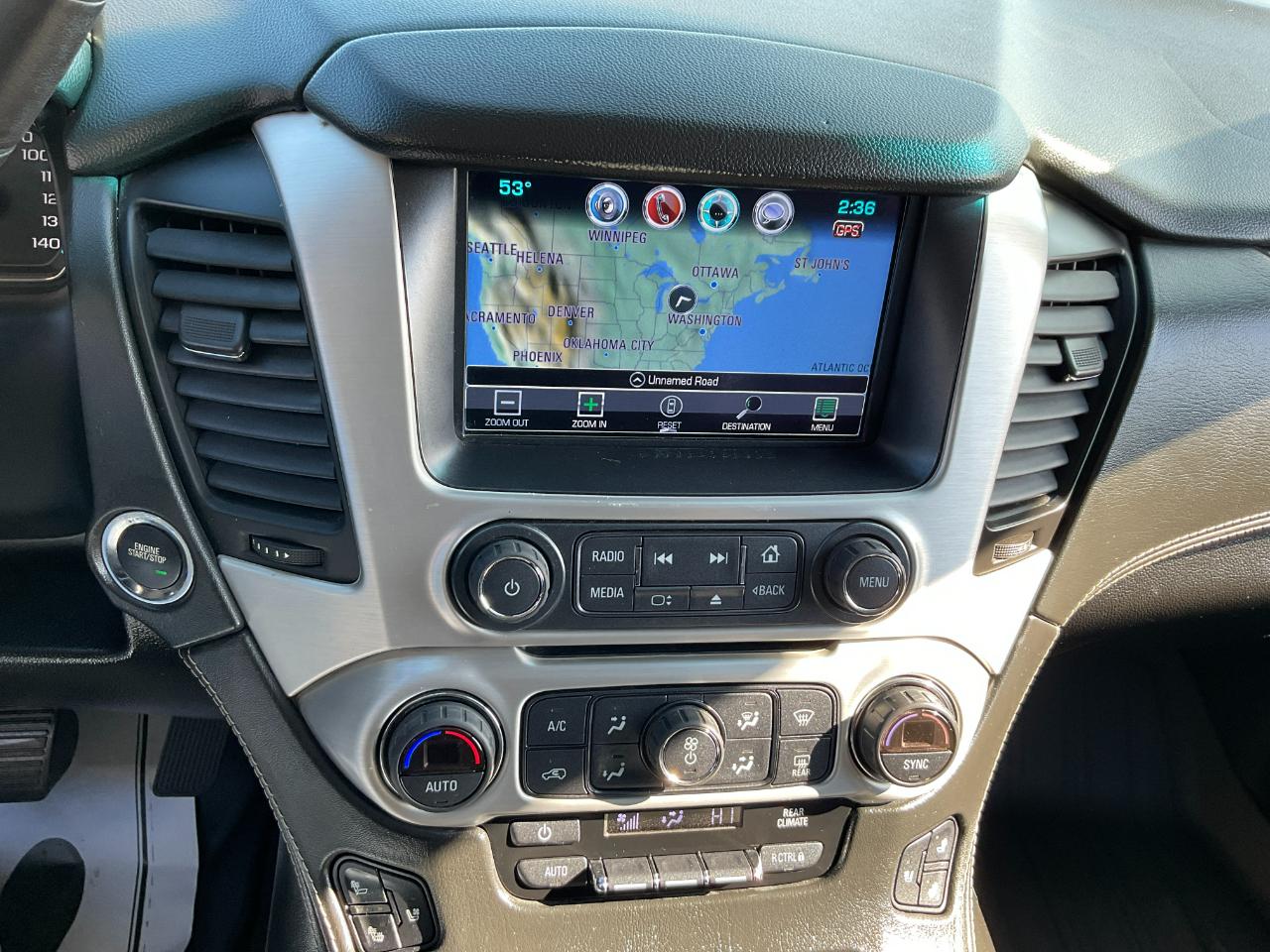 GMC Yukon SLT 4WD 2017