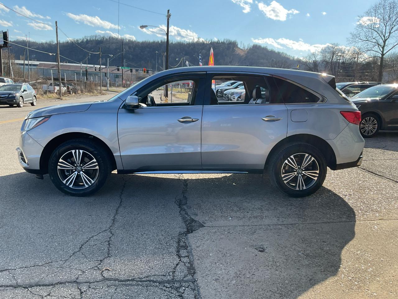 Acura MDX 9-Spd AT 2017