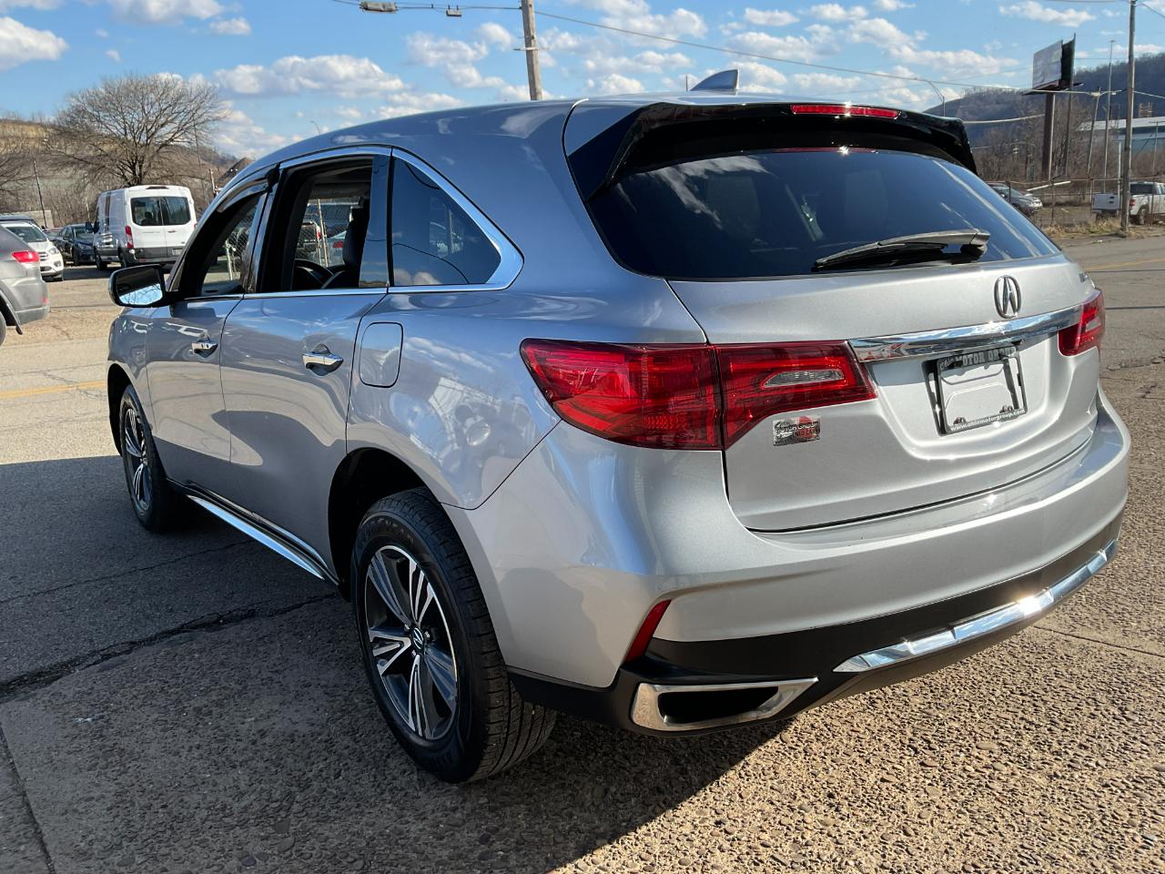 Acura MDX 9-Spd AT 2017