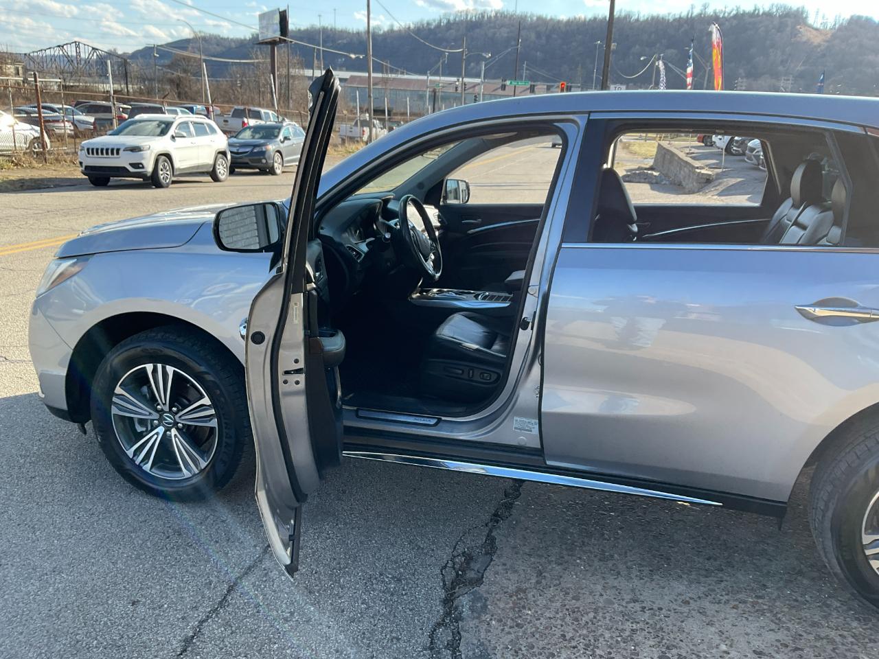 Acura MDX 9-Spd AT 2017