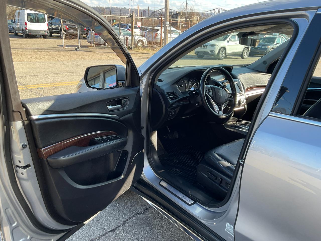 Acura MDX 9-Spd AT 2017