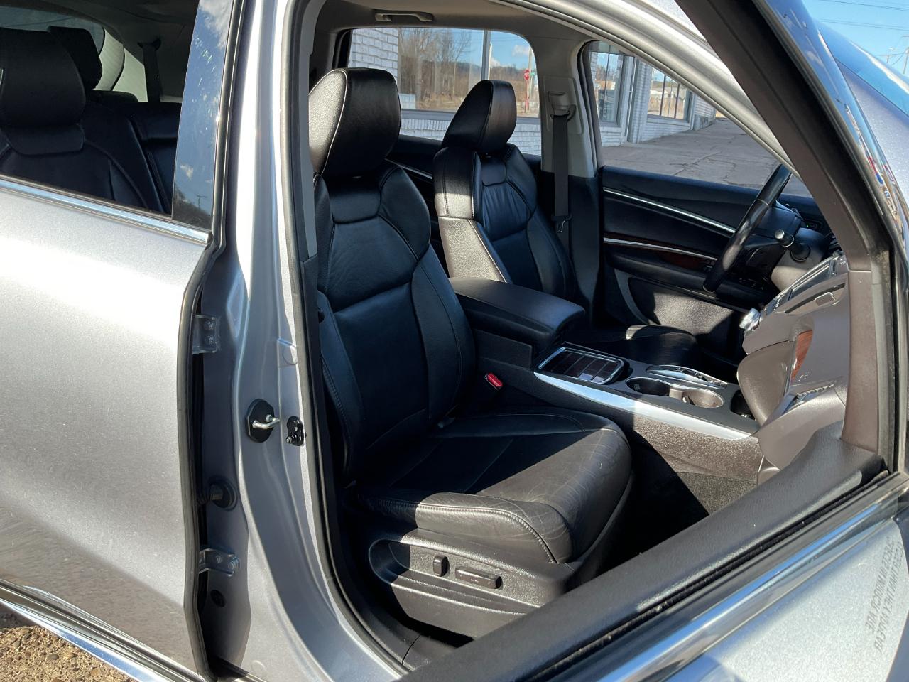 Acura MDX 9-Spd AT 2017