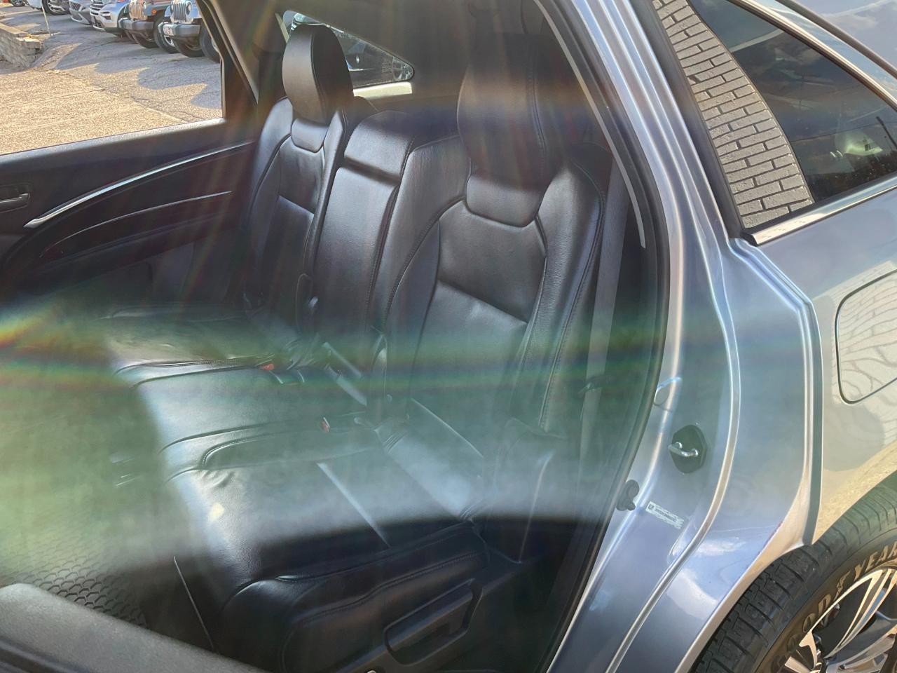 Acura MDX 9-Spd AT 2017