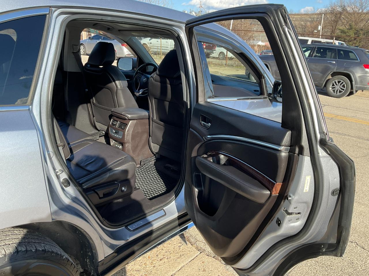 Acura MDX 9-Spd AT 2017