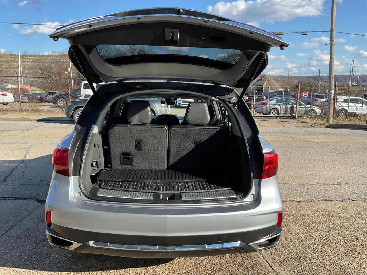 Acura MDX 9-Spd AT 2017