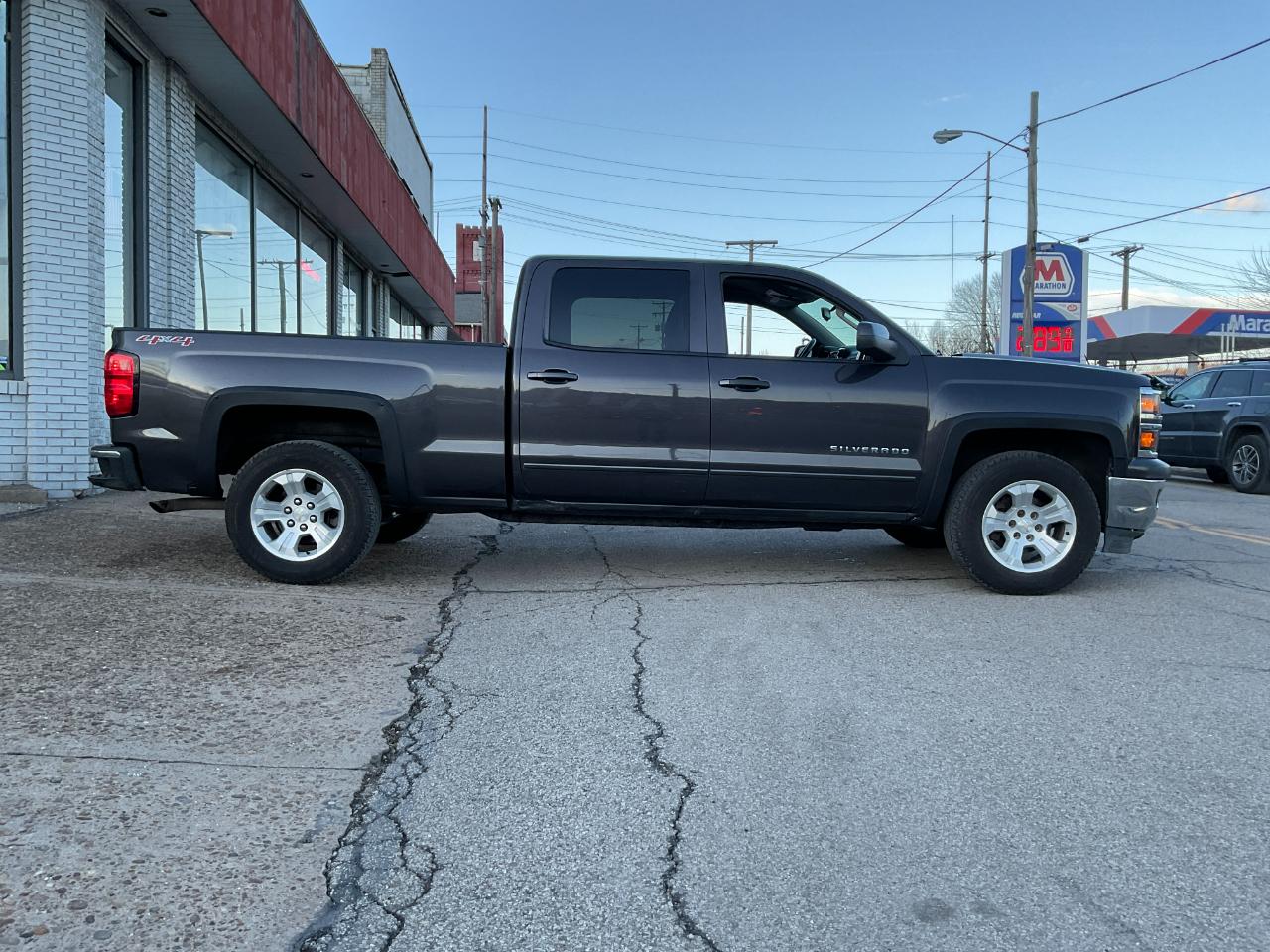 Chevrolet Silverado 1500 LT Crew Cab Long Box 4WD 2015