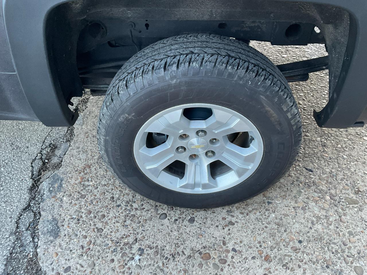 Chevrolet Silverado 1500 LT Crew Cab Long Box 4WD 2015