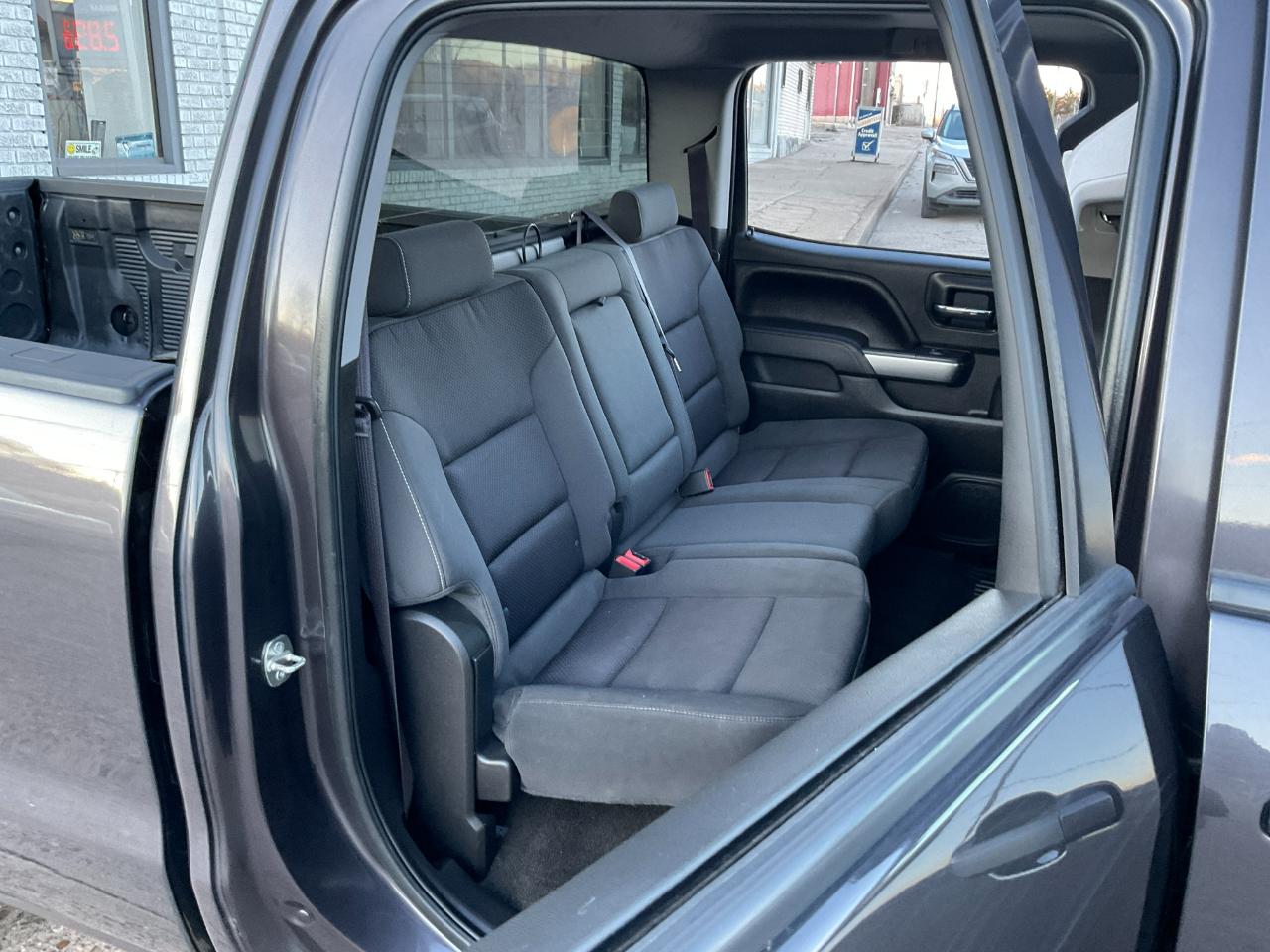 Chevrolet Silverado 1500 LT Crew Cab Long Box 4WD 2015