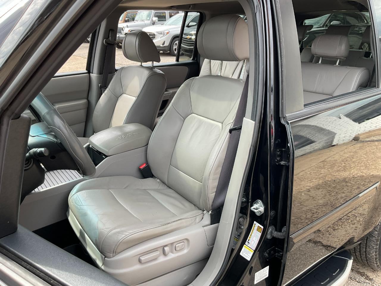 Honda Pilot EX-L 4WD 5-Spd AT 2011