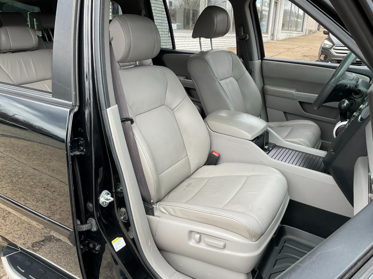 Honda Pilot EX-L 4WD 5-Spd AT 2011